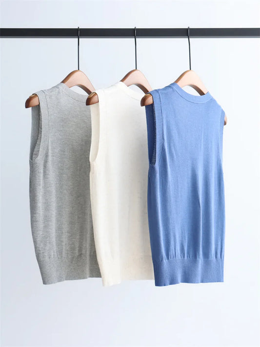 Women's Knitted Sleeveless V Neck Sweater Top
