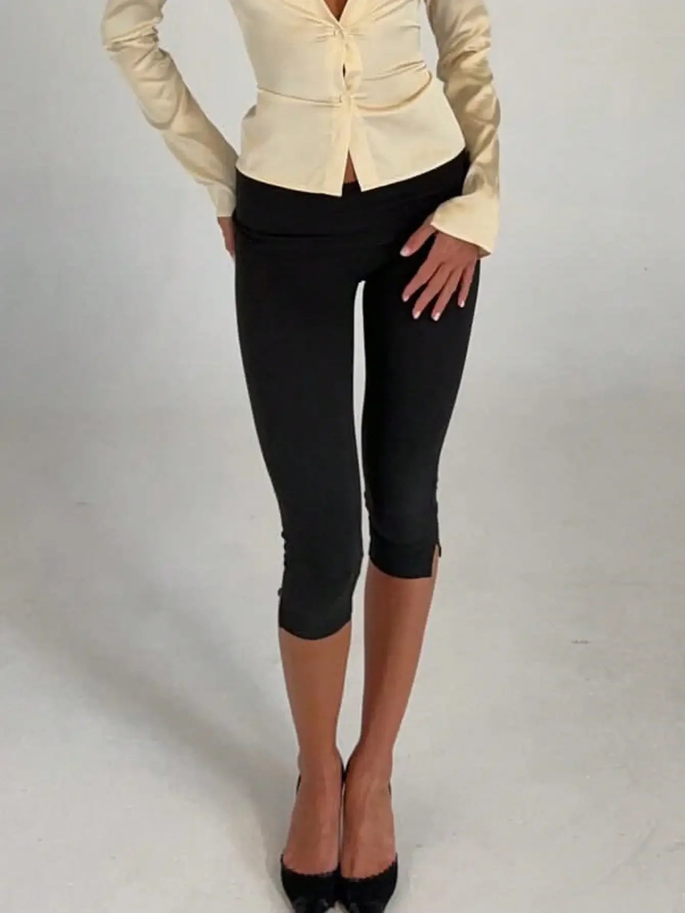 Women's Retro Low Waist Capri Leggings With Fold Over Waistband