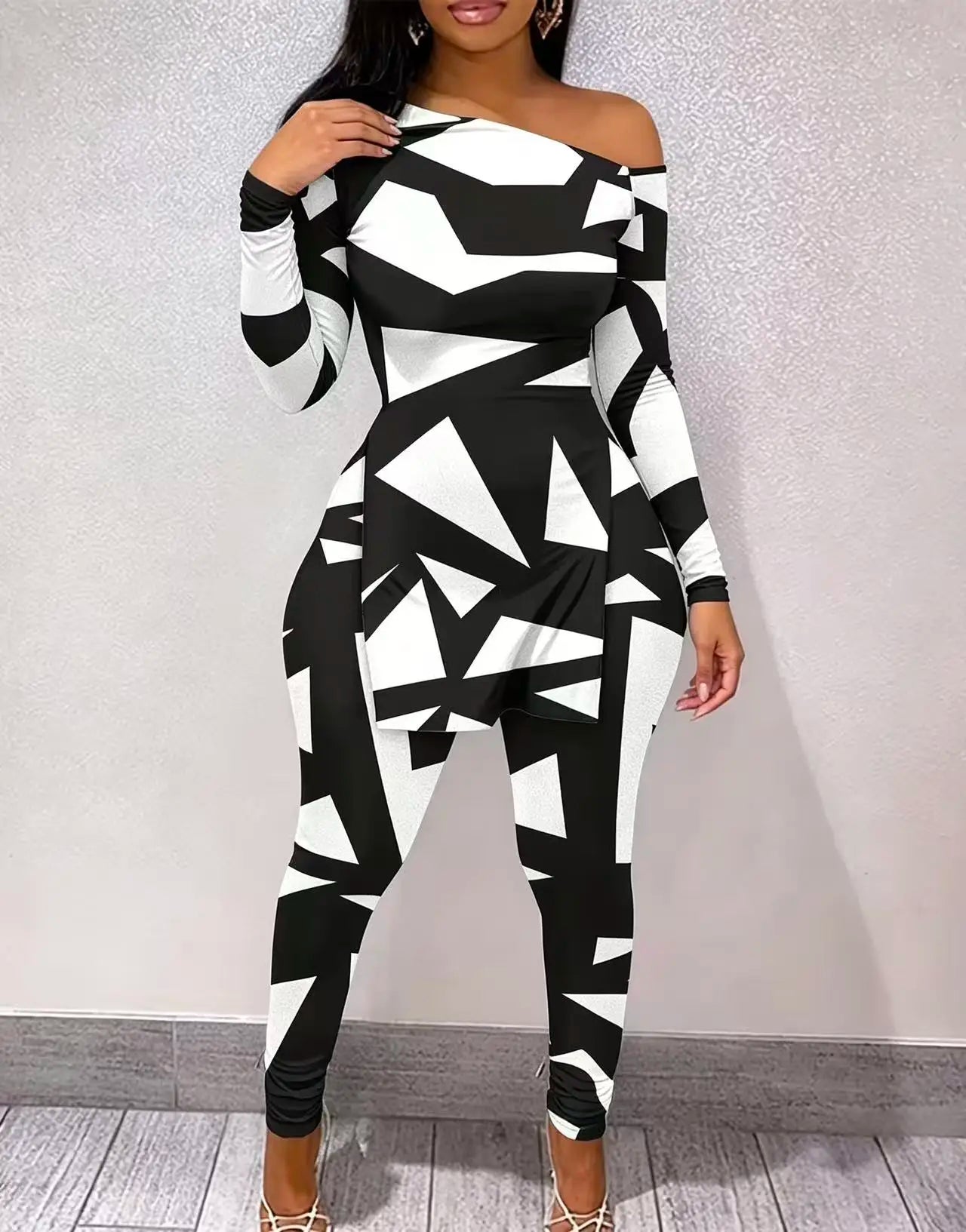 Women's Geometric Print Single Shoulder Two Piece Ensemble