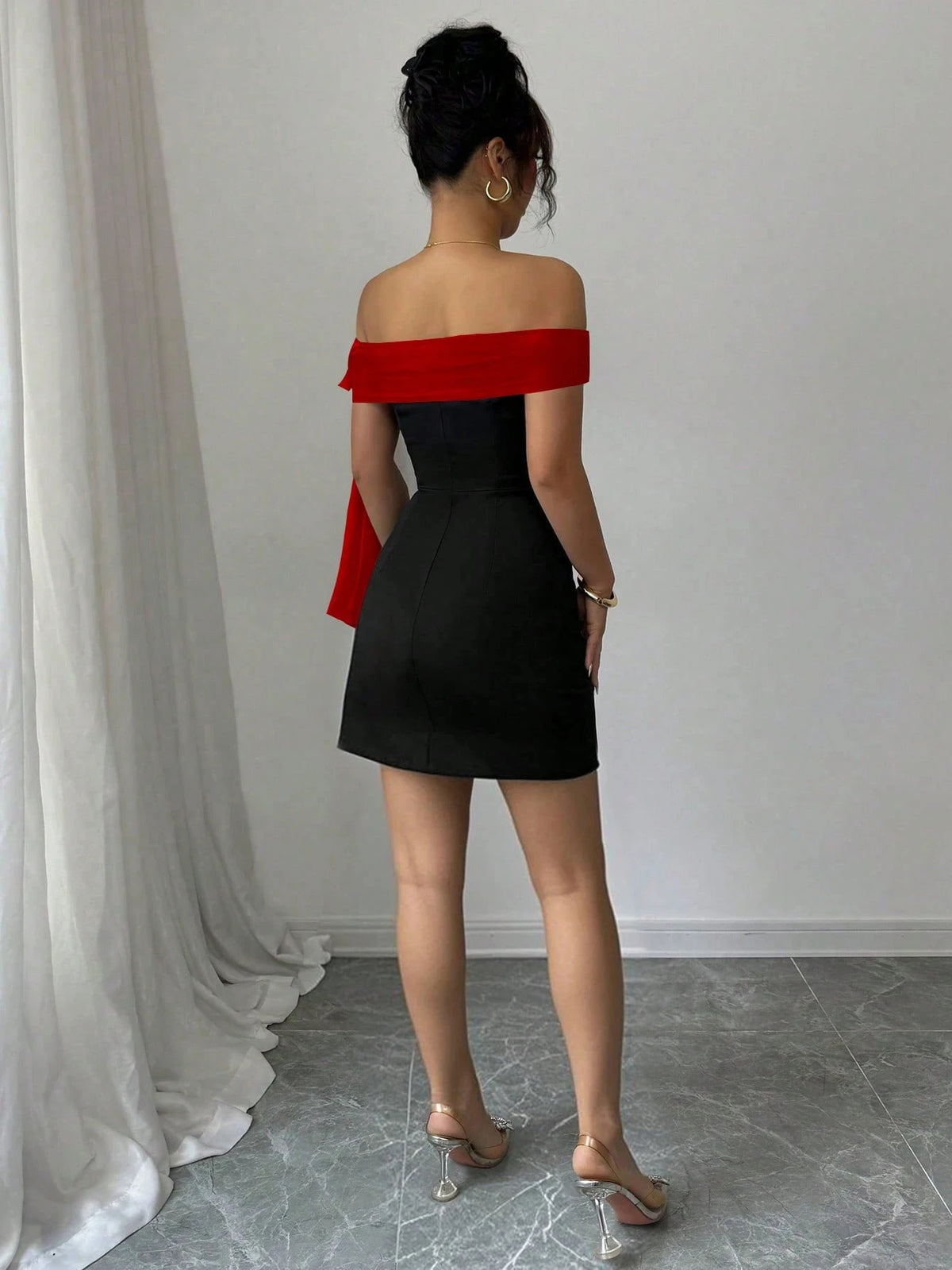 Women Elegant Off Shoulder Bodycon Polyester Dress With Lace Trim