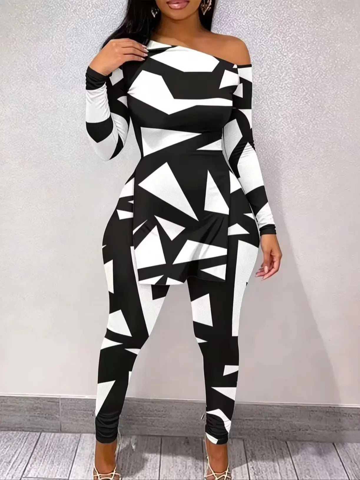 Women's Geometric Print Single Shoulder Two Piece Ensemble