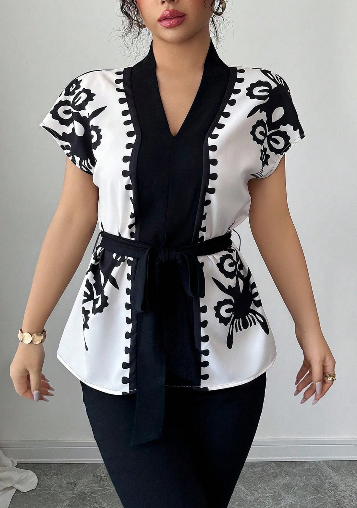 Floral Print Waist Cinching Short Sleeve Casual Blouse for Women